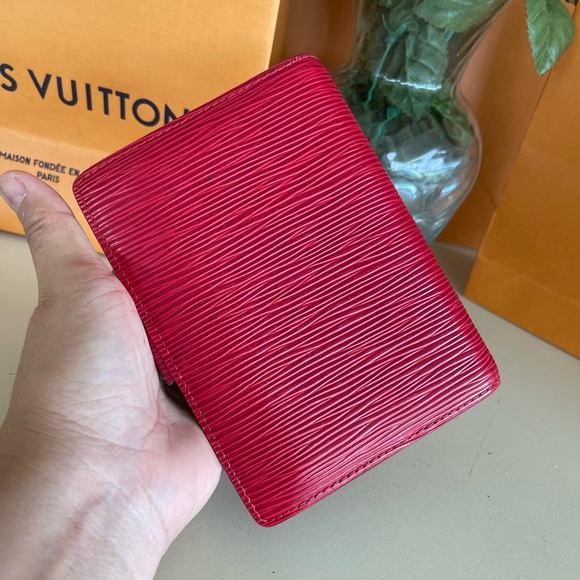 Authentic Louis Vuitton agenda cover pm size - Picture 2 of 15